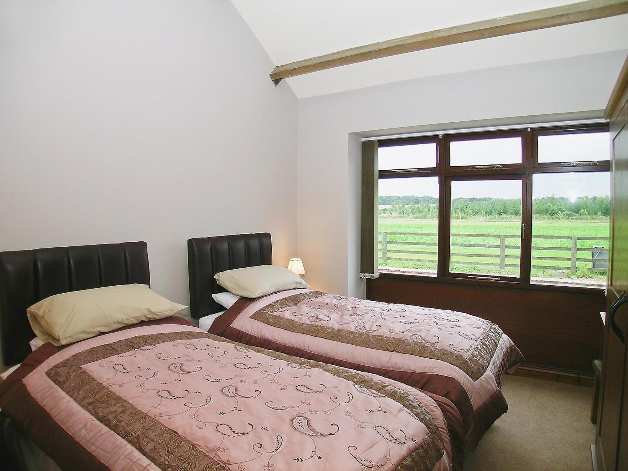 Rising Sun Holiday Cottage Aldwark  Exterior photo